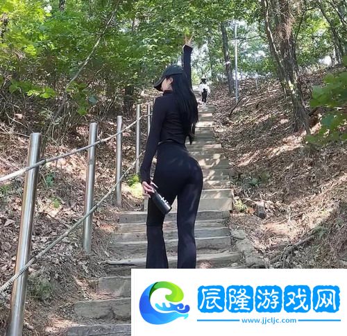 爸爸和李叔叔誰更厲害小喜：探討父愛與友誼之間的較量，誰才是生活中的真正英雄！