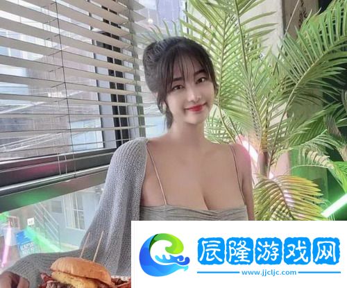 女性穿褲子陰溝凸起是咋回事，網(wǎng)友熱議：究竟是怎樣造成的尷尬狀況，令人深思??！