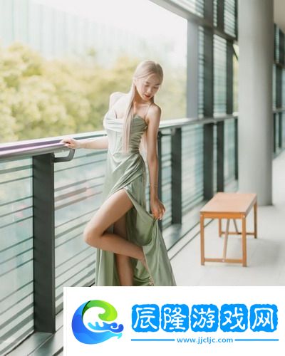 草莓香蕉十八歲可以吃嗎-小明說：這絕對是個甜蜜的選擇-快來看看吧！